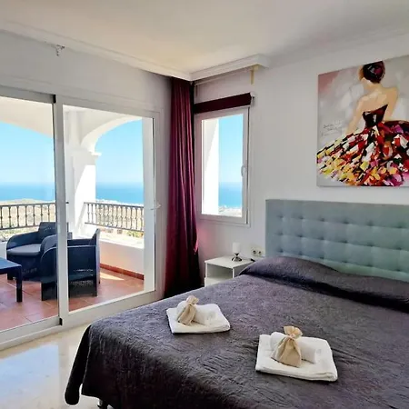 Palmeras Seaviews דירה