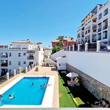 Palmeras Seaviews מיחאס