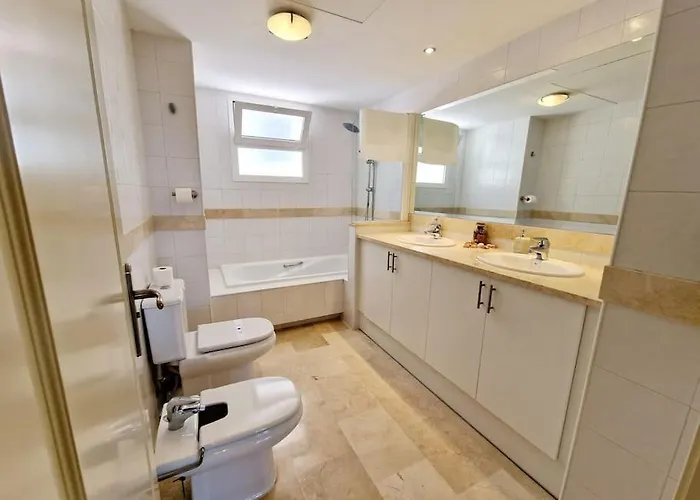 Palmeras Seaviews Appartement *